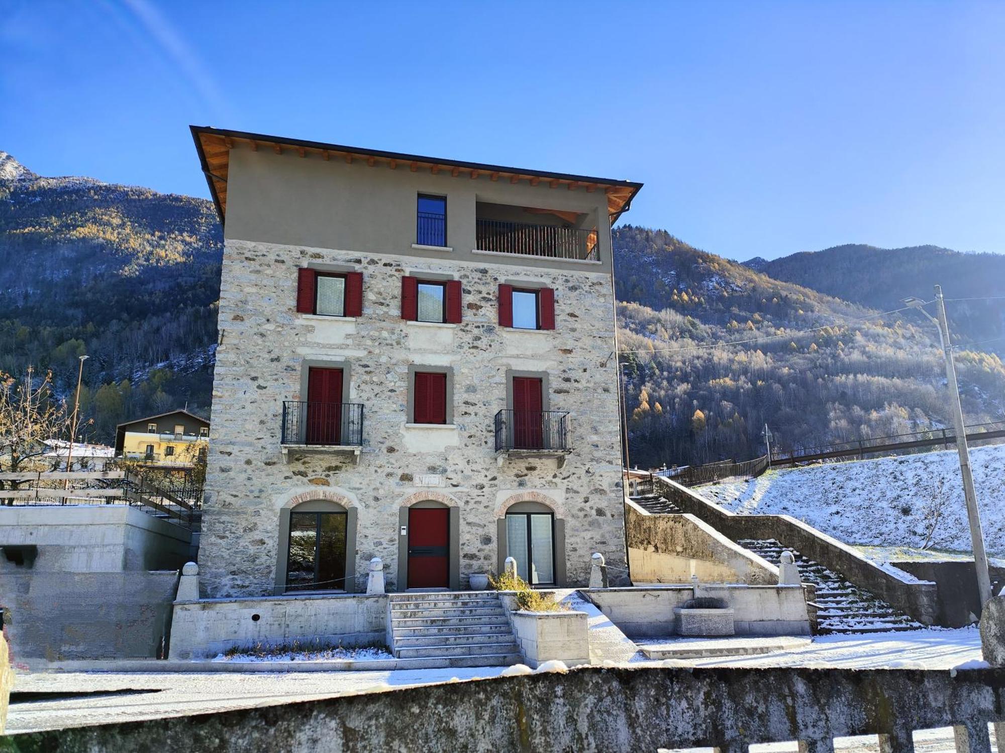 Bed and Breakfast Casa Novecentosei Sonico Exteriér fotografie